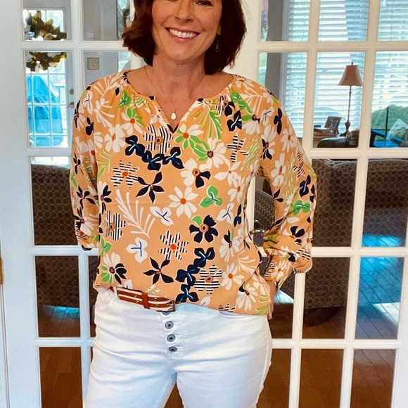 Cabi Island Blouse - Picture 5 of 12